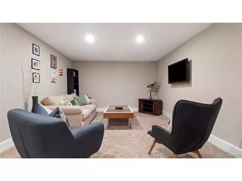 110 E Geddes Ave, Centennial, CO 80122 photo 17