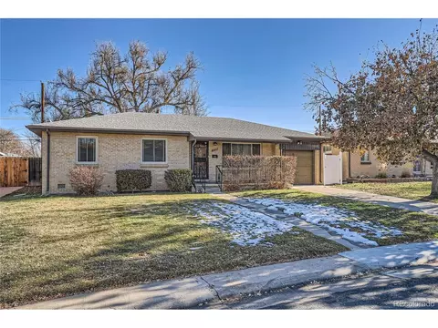 1430 S Gray St, Lakewood, CO 80232