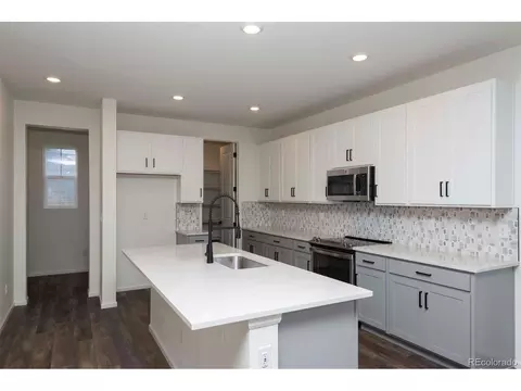 5925 E 154th Pl, Thornton, CO 80602 photo 7