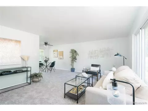 12403 E 30th Ave, Aurora, CO 80011 photo 2