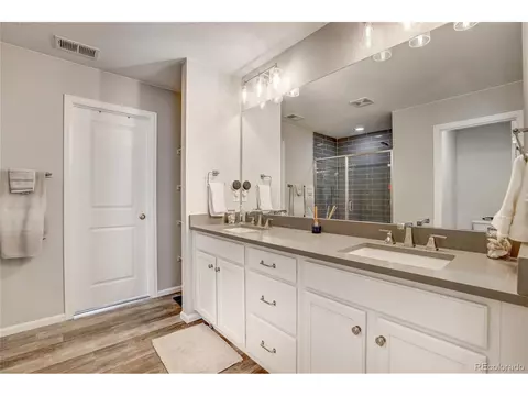 26872 E Byers Ave, Aurora, CO 80018 photo 29