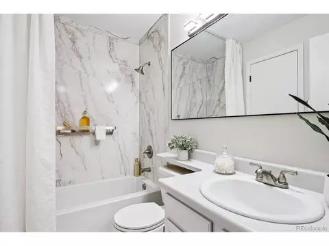 Bath - 20960 E Ida Ave, Centennial, CO 80015 photo 2 of 2