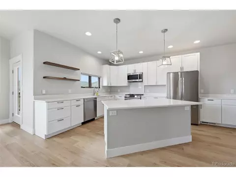 Kitchen - 701 Paintbrush Ter, Tabernash, CO 80478 photo 2 of 5