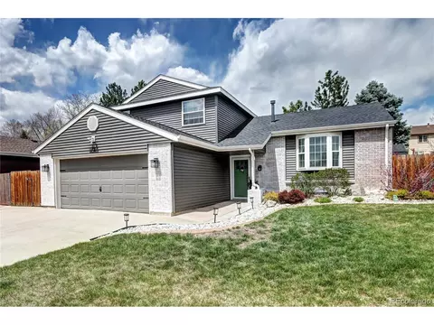8581 W Hinsdale Pl, Littleton, CO 80128