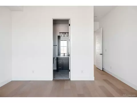 9870 E 63rd Dr, Denver, CO 80238 photo 10