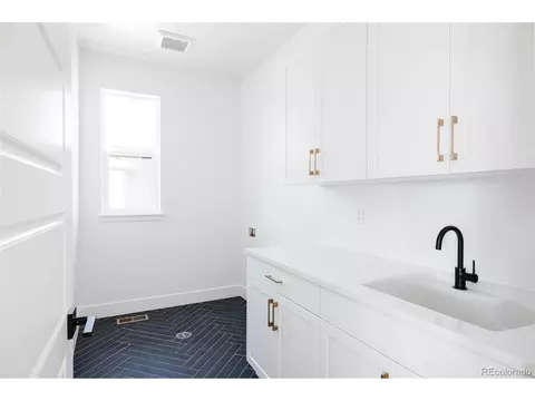 9870 E 63rd Dr, Denver, CO 80238 photo 23