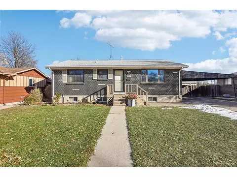 1884 S Quay St, Lakewood, CO 80232