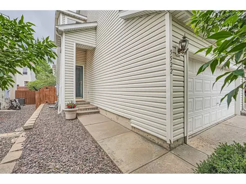 5522 S Quemoy Cir, Aurora, CO 80015