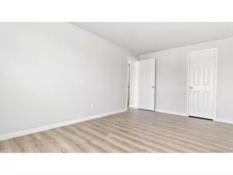 5151 Dillon St, Denver, CO 80239 photo 10