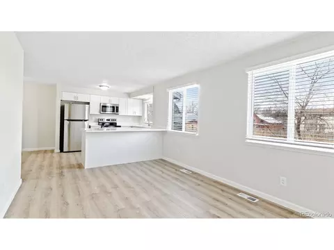 5151 Dillon St, Denver, CO 80239 photo 5
