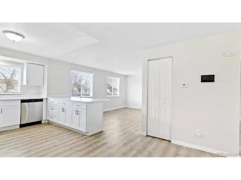 5151 Dillon St, Denver, CO 80239 photo 3