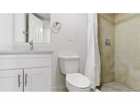 5151 Dillon St, Denver, CO 80239 photo 21