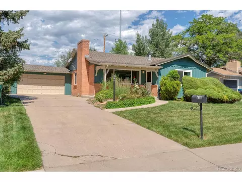 815 Hoyt St, Lakewood, CO 80215