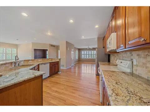 22580 E Long Dr, Aurora, CO 80016 photo 13