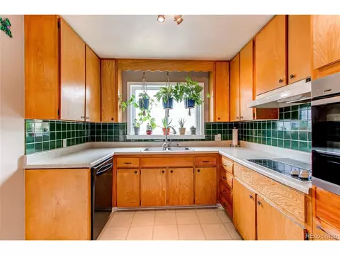 560 E 104th Pl, Northglenn, CO 80233 photo 5