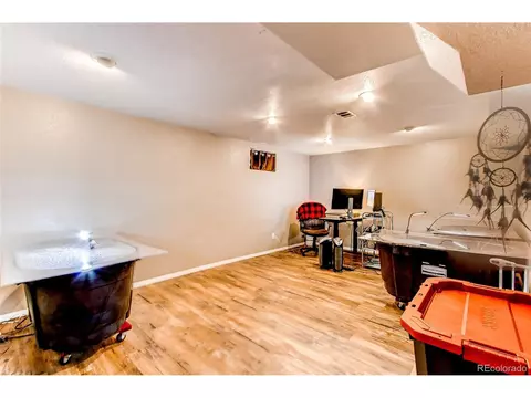 560 E 104th Pl, Northglenn, CO 80233 photo 13