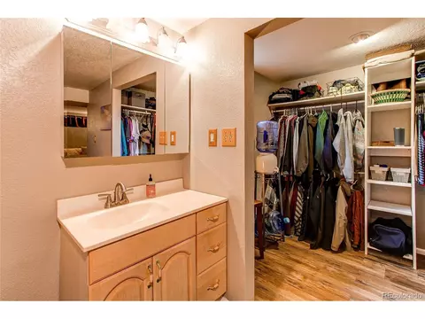 560 E 104th Pl, Northglenn, CO 80233 photo 18