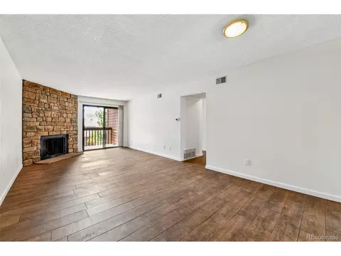 Living - 443 Wright St #209, Lakewood, CO 80228 photo 3 of 5