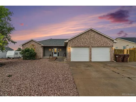 255 S Dickson St, Keenesburg, CO 80643