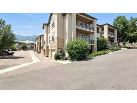 605 Cougar Bluff Pt #210, Colorado Springs, CO 80906