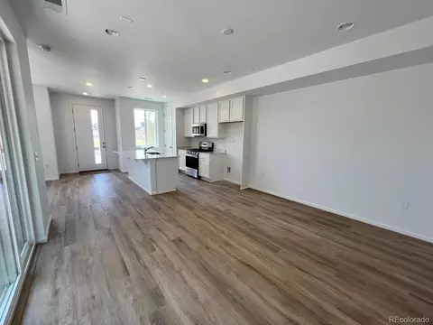 21161 E 67th Ave, Aurora, CO 80019 photo 5