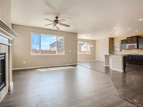 25566 E 4th Pl, Aurora, CO 80018 photo 4
