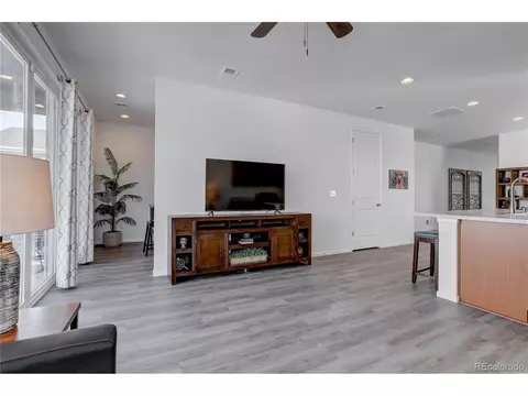 24201 E 40th Ave, Aurora, CO 80019 photo 10