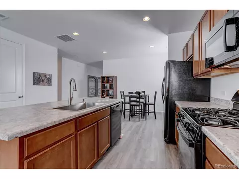 24201 E 40th Ave, Aurora, CO 80019 photo 9