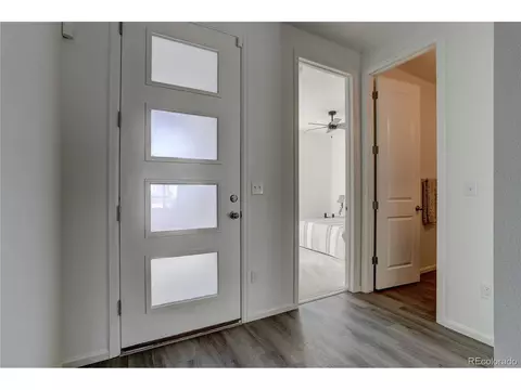 24201 E 40th Ave, Aurora, CO 80019 photo 2