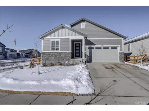 24201 E 40th Ave, Aurora, CO 80019 photo 1