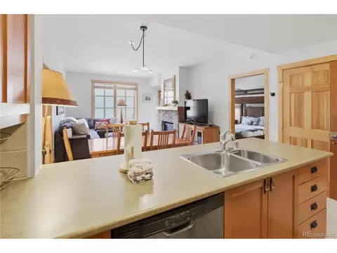 Kitchen - 910 Copper Rd #202, Copper Mountain, CO 80443 photo 5 of 6