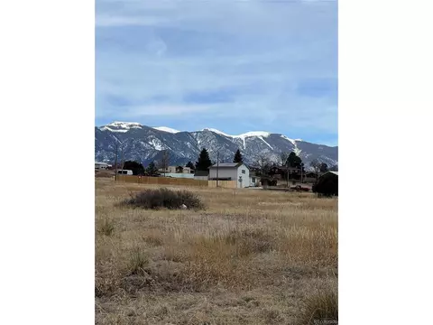 512 Cody Dr, Colorado City, CO 81019