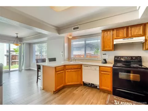20857 E 39th Ave, Denver, CO 80249 photo 11