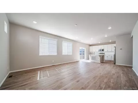 22362 E 38th Pl, Aurora, CO 80019 photo 5