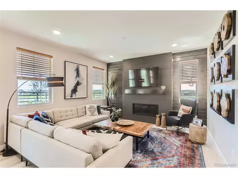 12784 Bend Ct, Longmont, CO 80504 photo 3