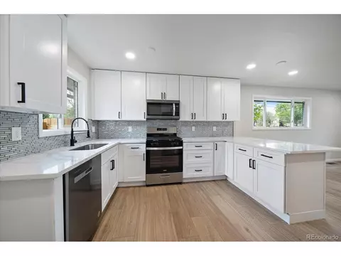 4949 E 9th Ave, Denver, CO 80220 photo 4