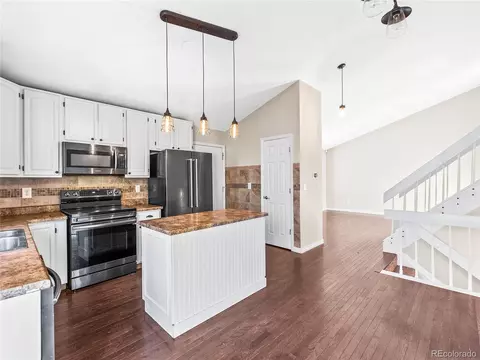 19136 E Milan Cir, Aurora, CO 80013