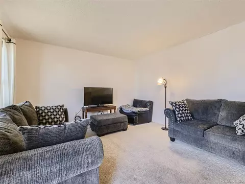 20155 E Coolidge Dr, Aurora, CO 80011 photo 3