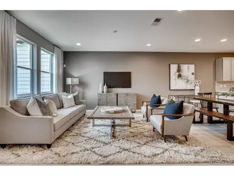 6636 N Argonne St, Denver, CO 80249