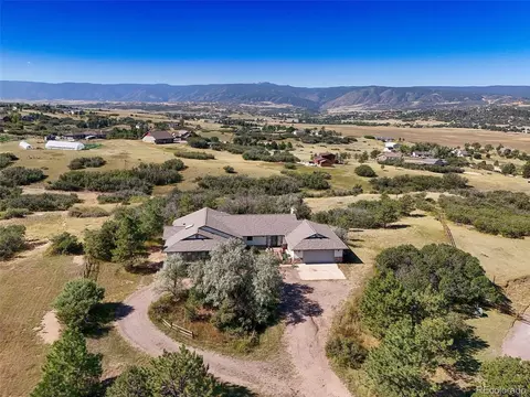 145 Sly Fox Way, Sedalia, CO 80135