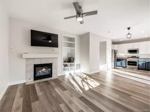 188 S Granby Ct, Aurora, CO 80012