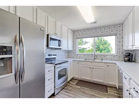3215 Boulder Cir #204, Broomfield, CO 80023