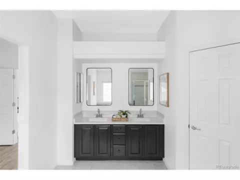 Bath - 10212 Falcon St, Firestone, CO 80504 photo 3 of 6
