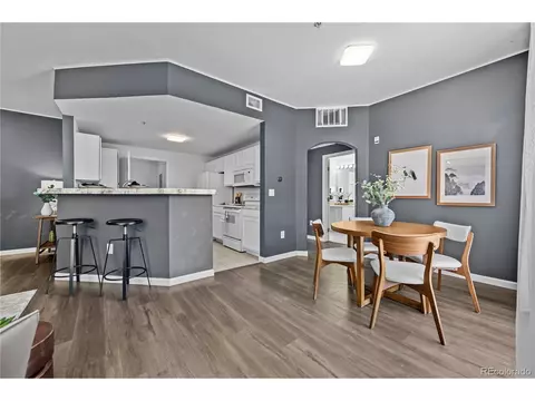 5705 N Genoa Way #102, Aurora, CO 80019