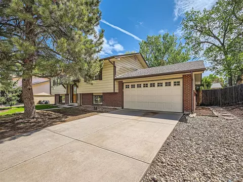 632 S Everett St, Lakewood, CO 80226 photo 2
