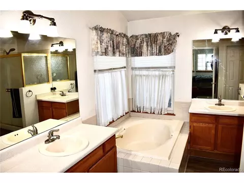 Undisclosed, Centennial, CO 80015 photo 17