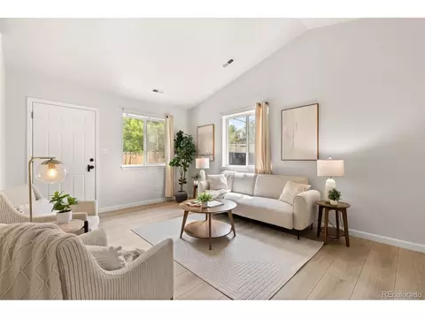 879 S Newton St, Denver, CO 80219