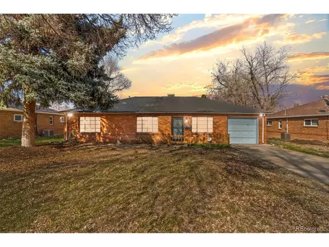 950 Ursula St, Aurora, CO 80011