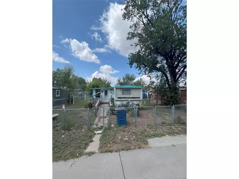 130 Poplar St, Lochbuie, CO 80603