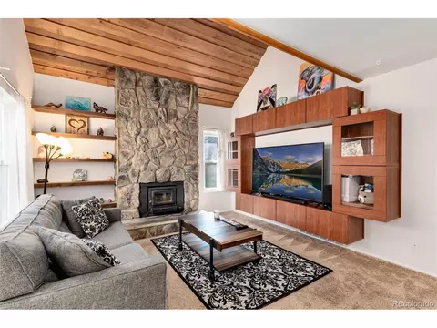 2631 S Xanadu Way #B, Aurora, CO 80014